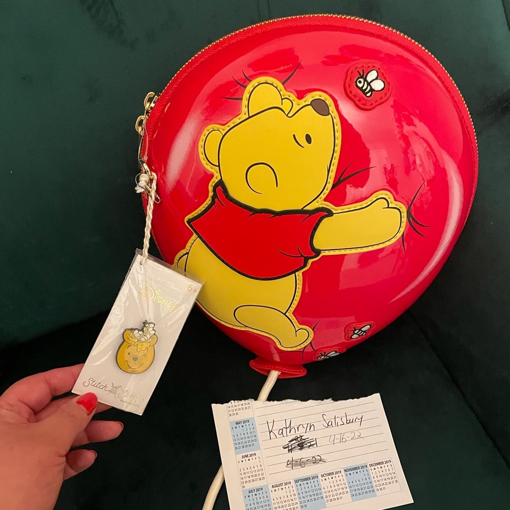 Pooh Balloon Crossbody